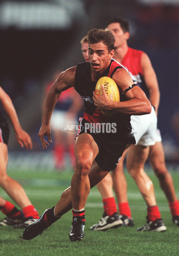 AFL 2000 Ansett Cup Semi Final - Essendon v Melbourne - 151453