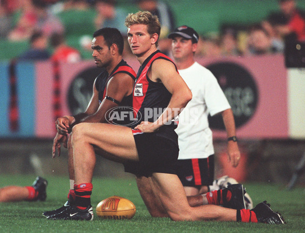 AFL 2000 Ansett Cup Semi Final - Essendon v Melbourne - 151454