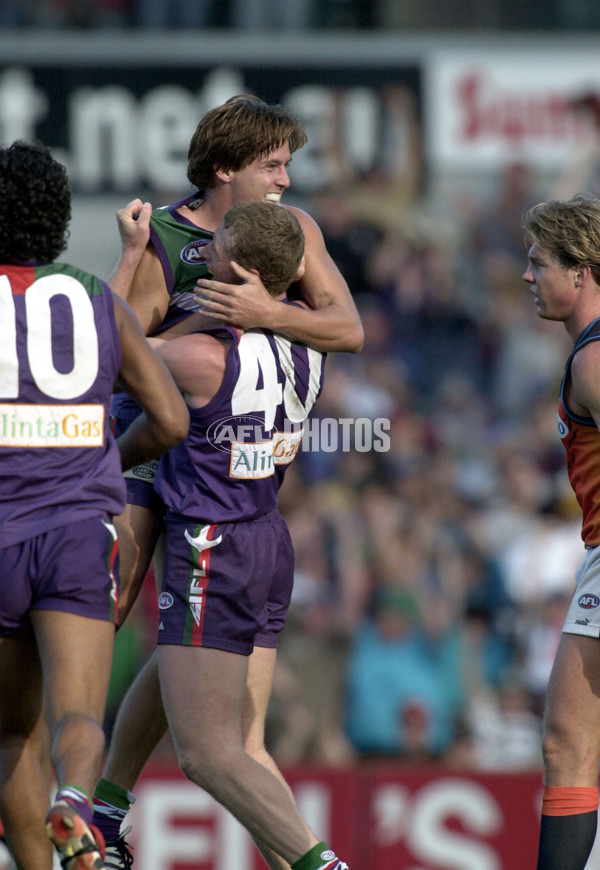 AFL 2000 Rd 21 - Fremantle v West Coast - 151519