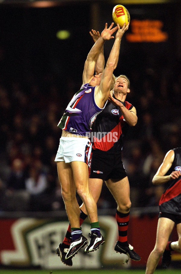 AFL 2000 Rd 18 - Essendon v Fremantle - 151621