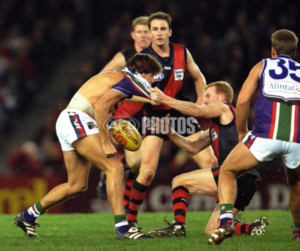 AFL 2000 Rd 18 - Essendon v Fremantle - 151630