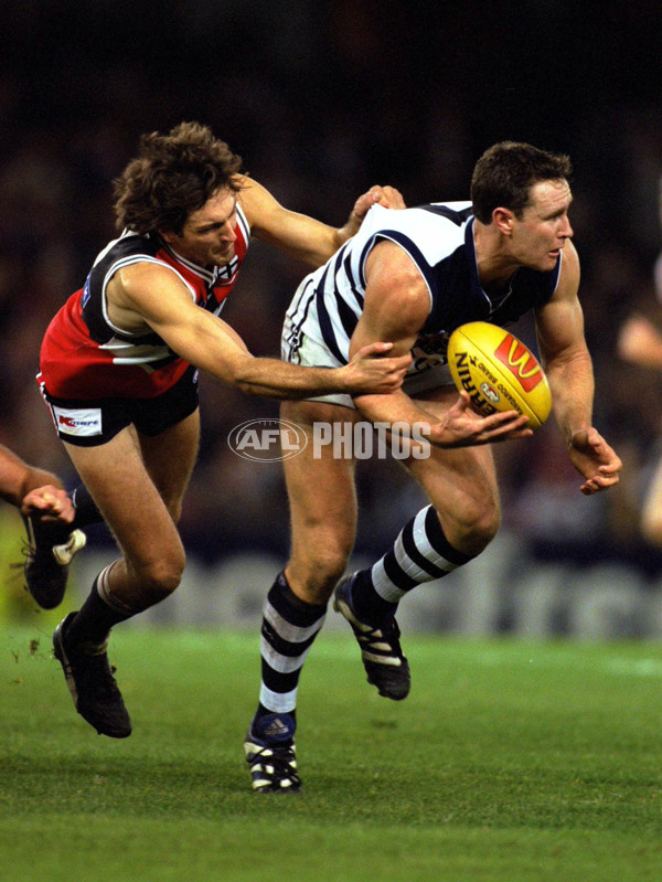 AFL 2000 Rd 17 - Geelong v St Kilda - 151772