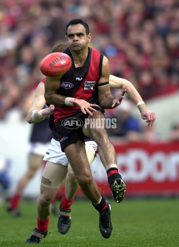 AFL 2000 Grand Final - Essendon v Melbourne - 151885