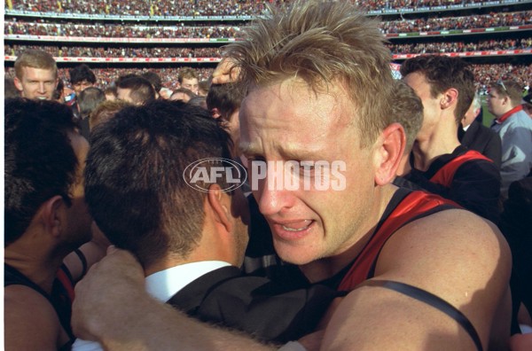 AFL 2000 Grand Final - Essendon v Melbourne - 151915