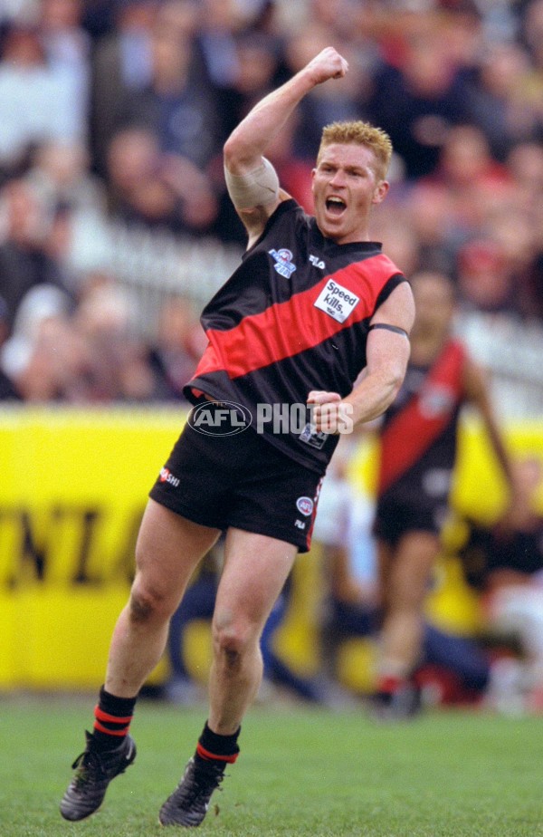 AFL 2000 Grand Final - Essendon v Melbourne - 151952