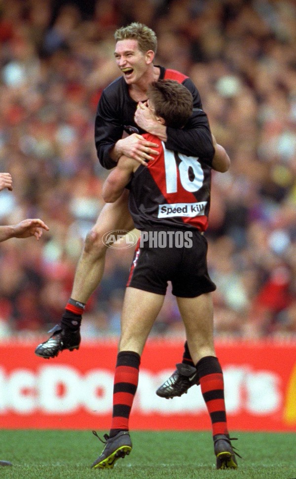 AFL 2000 Grand Final - Essendon v Melbourne - 151970