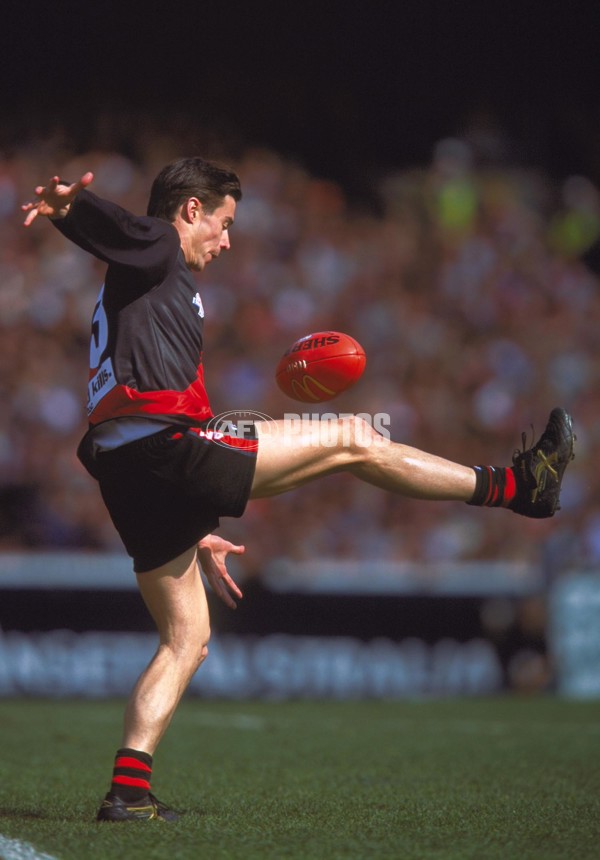 AFL 2000 Grand Final - Essendon v Melbourne - 151848