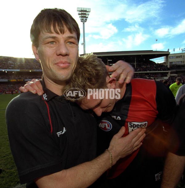 AFL 2000 Grand Final - Essendon v Melbourne - 151896