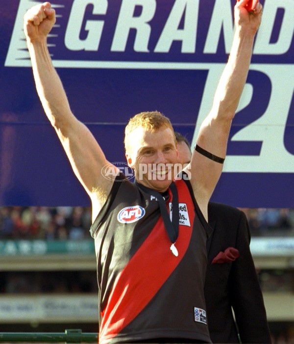 AFL 2000 Grand Final - Essendon v Melbourne - 151917