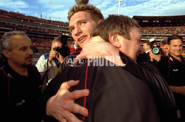 AFL 2000 Grand Final - Essendon v Melbourne - 151929