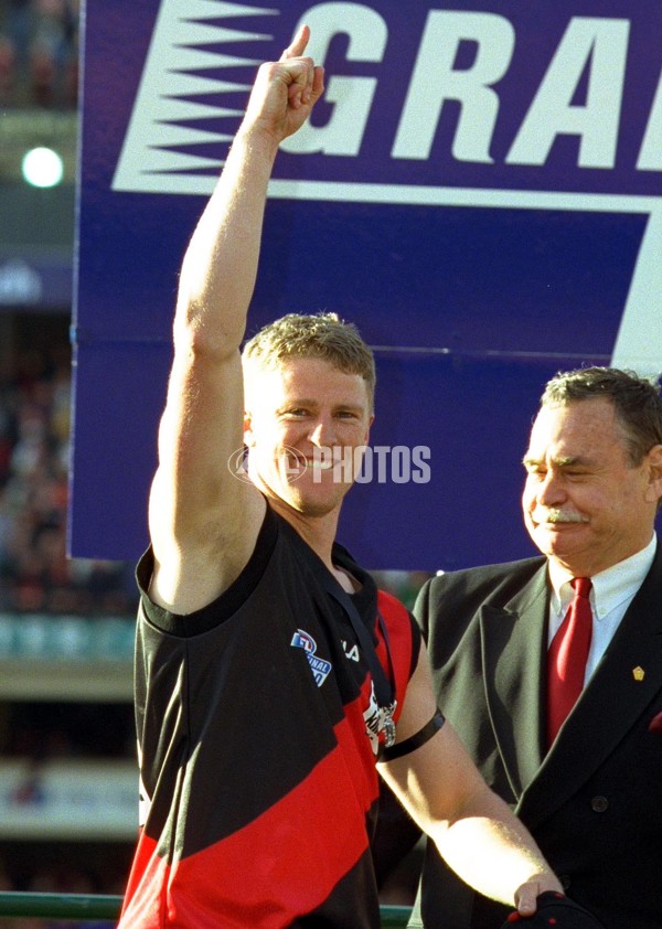 AFL 2000 Grand Final - Essendon v Melbourne - 151920