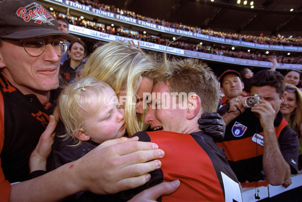 AFL 2000 Grand Final - Essendon v Melbourne - 151999