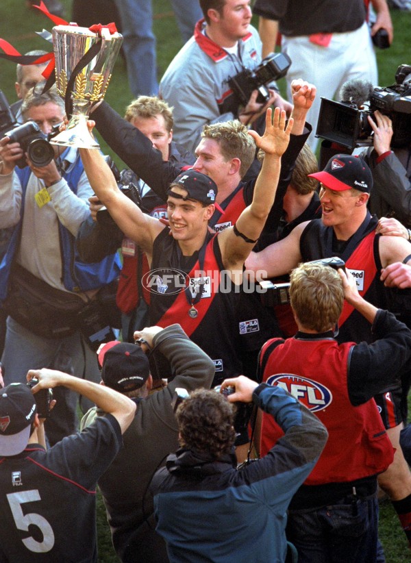AFL 2000 Grand Final - Essendon v Melbourne - 151981
