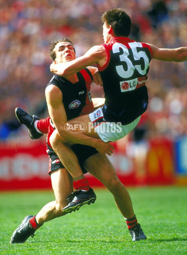 AFL 2000 Grand Final - Essendon v Melbourne - 151992