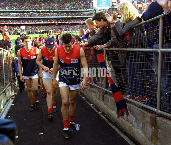 AFL 2000 Grand Final - Essendon v Melbourne - 151964