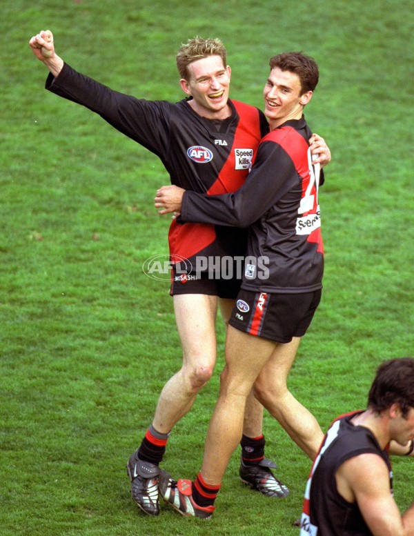 AFL 2000 Grand Final - Essendon v Melbourne - 151957