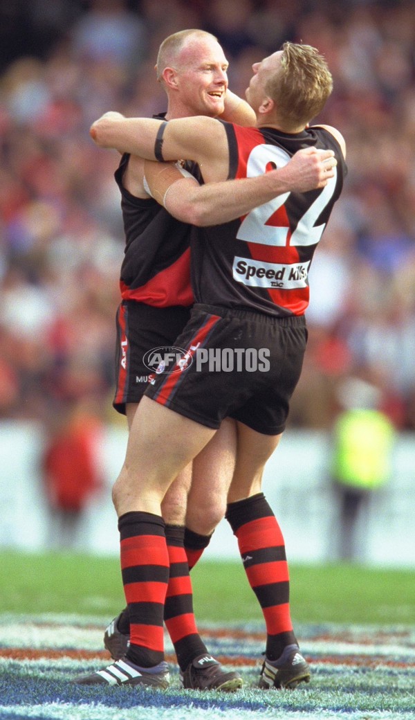 AFL 2000 Grand Final - Essendon v Melbourne - 151979