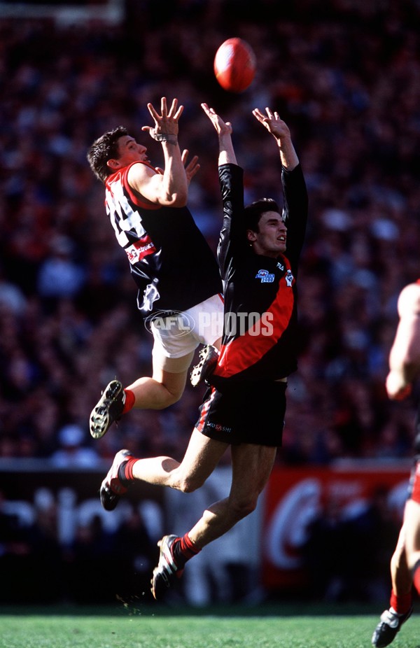 AFL 2000 Grand Final - Essendon v Melbourne - 152028