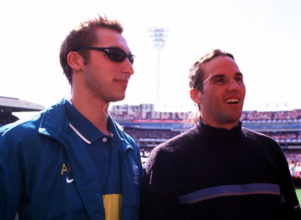 AFL 2000 Grand Final - Essendon v Melbourne - 152046