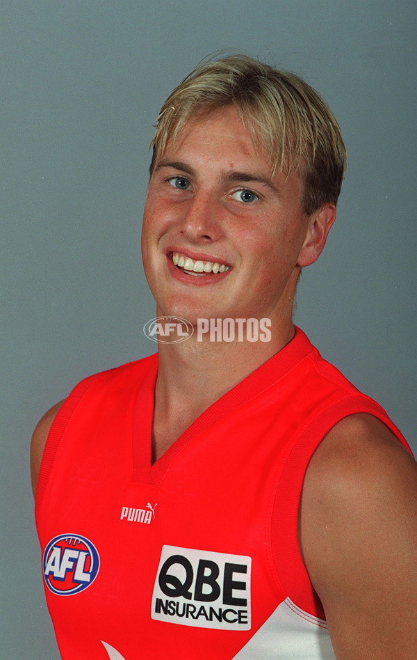 AFL 2000 Media - Sydney Team Portraits - 163915
