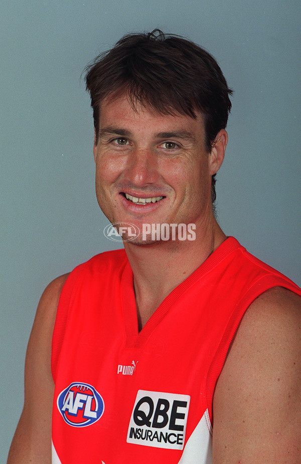 AFL 2000 Media - Sydney Team Portraits - 163912