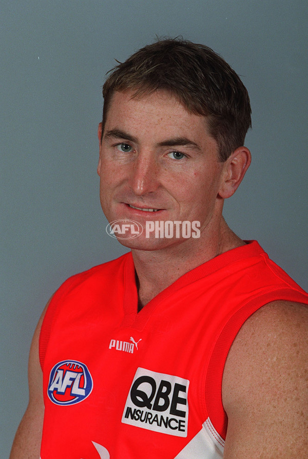 AFL 2000 Media - Sydney Team Portraits - 163918