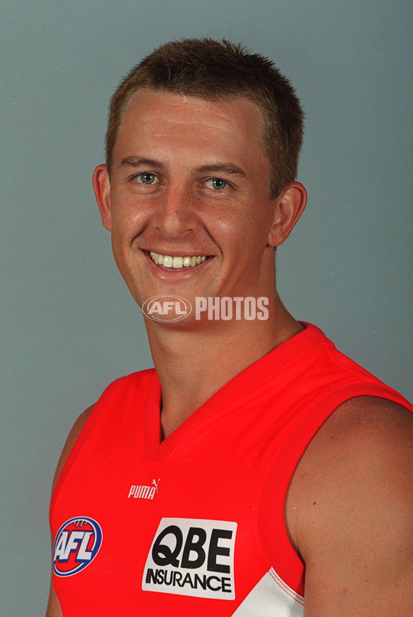 AFL 2000 Media - Sydney Team Portraits - 163913
