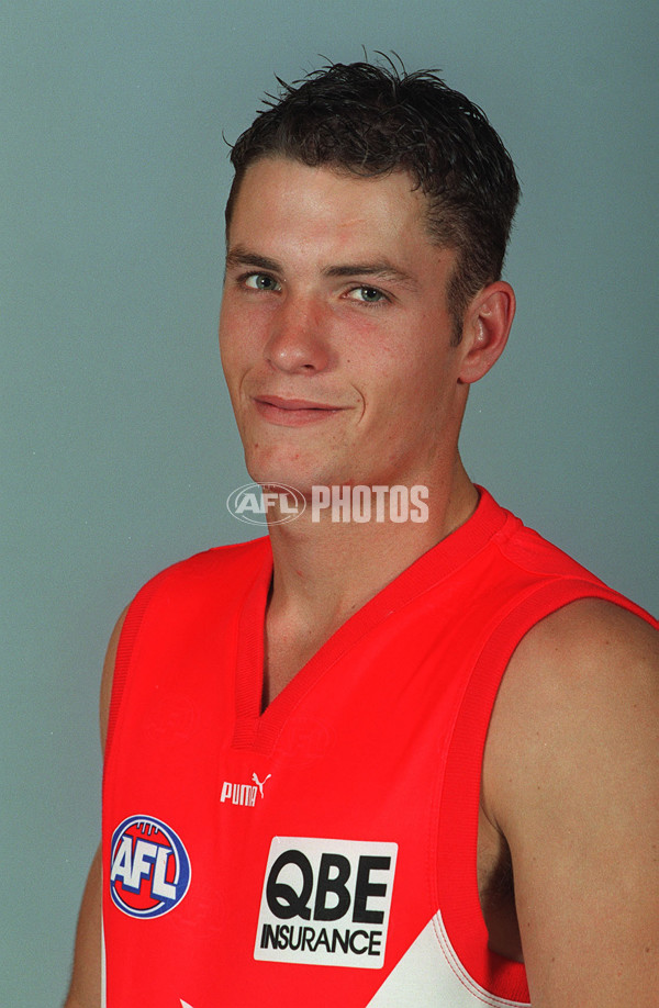 AFL 2000 Media - Sydney Team Portraits - 163929