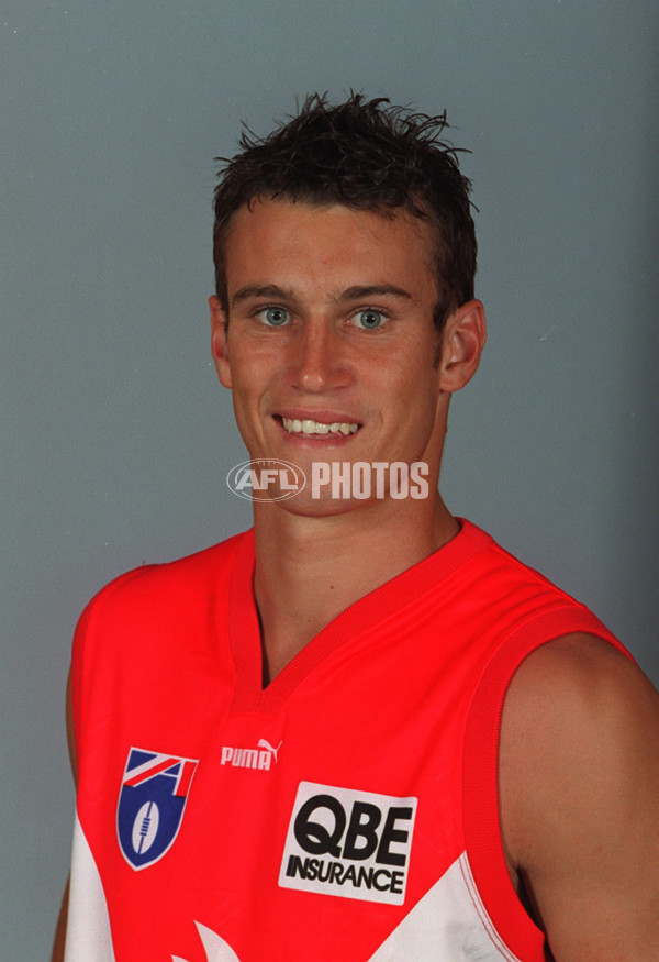 AFL 2000 Media - Sydney Team Portraits - 163925