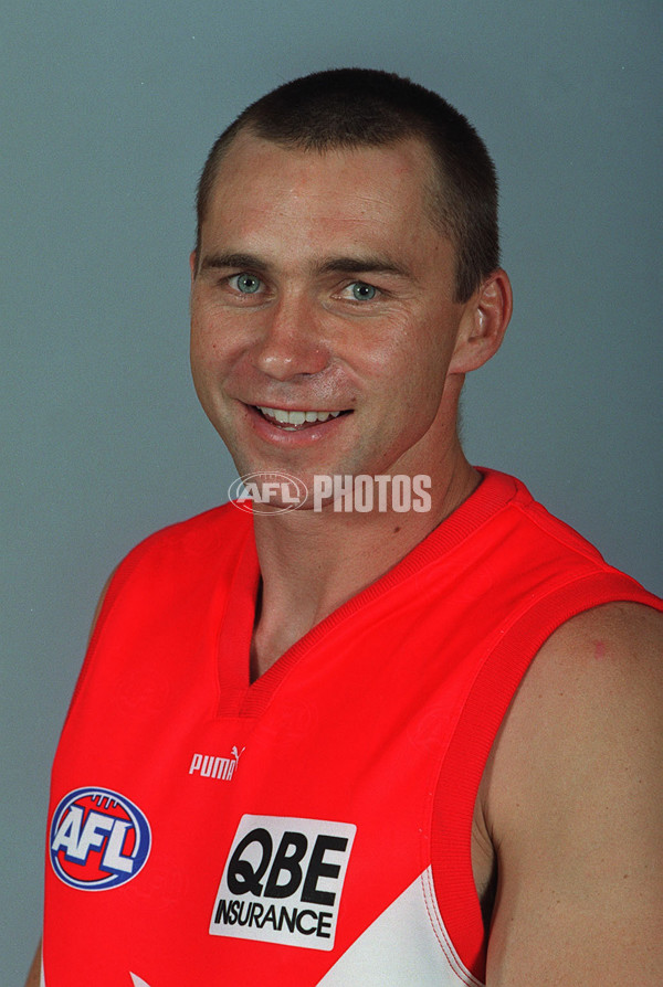 AFL 2000 Media - Sydney Team Portraits - 163930
