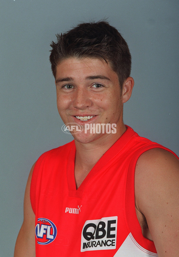 AFL 2000 Media - Sydney Team Portraits - 163938
