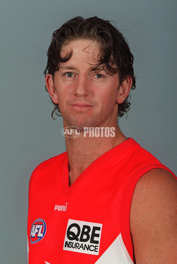 AFL 2000 Media - Sydney Team Portraits - 163934