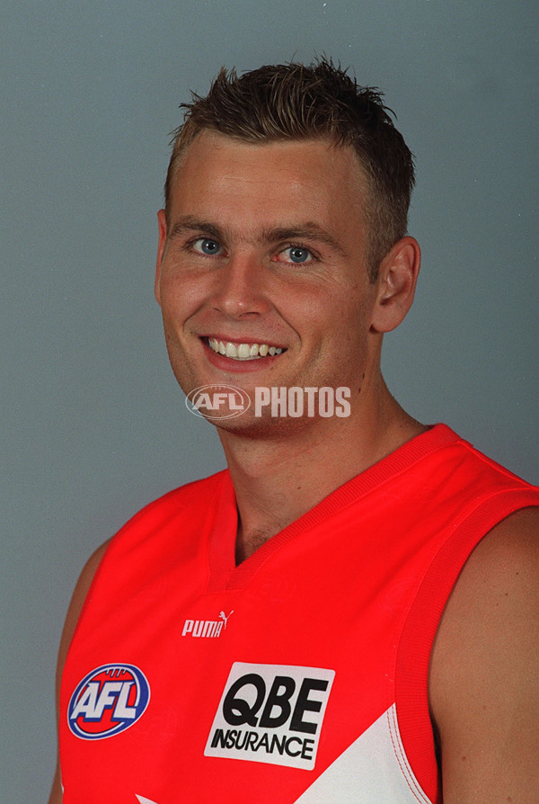 AFL 2000 Media - Sydney Team Portraits - 163952
