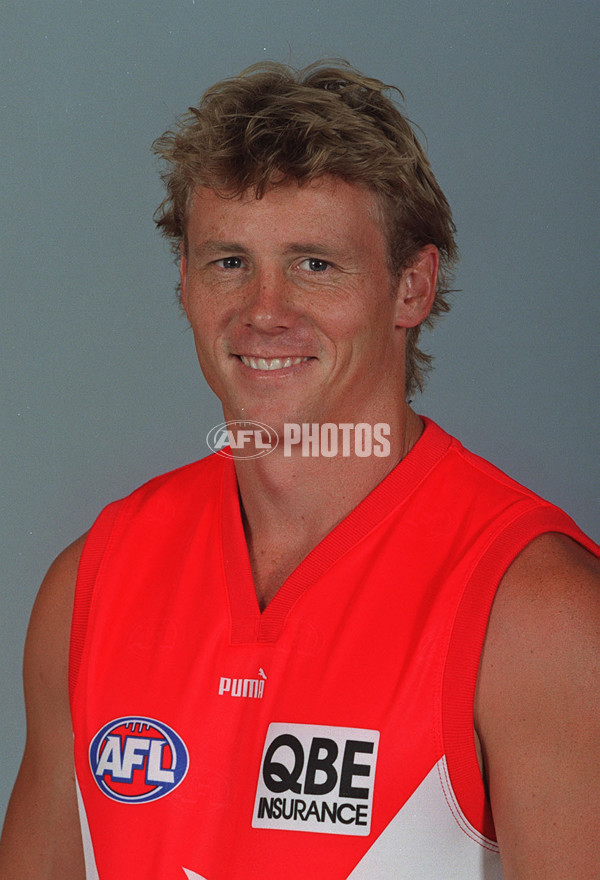 AFL 2000 Media - Sydney Team Portraits - 163937