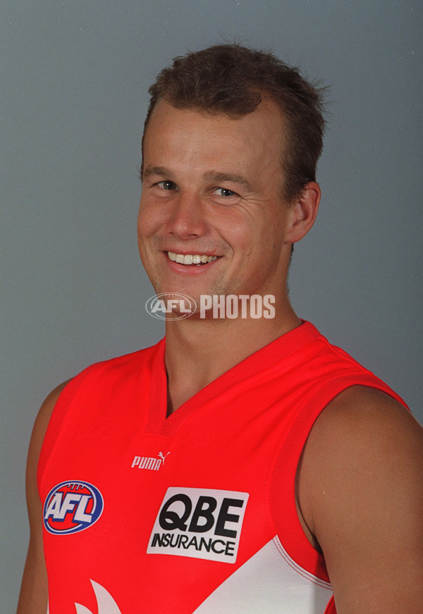AFL 2000 Media - Sydney Team Portraits - 163941