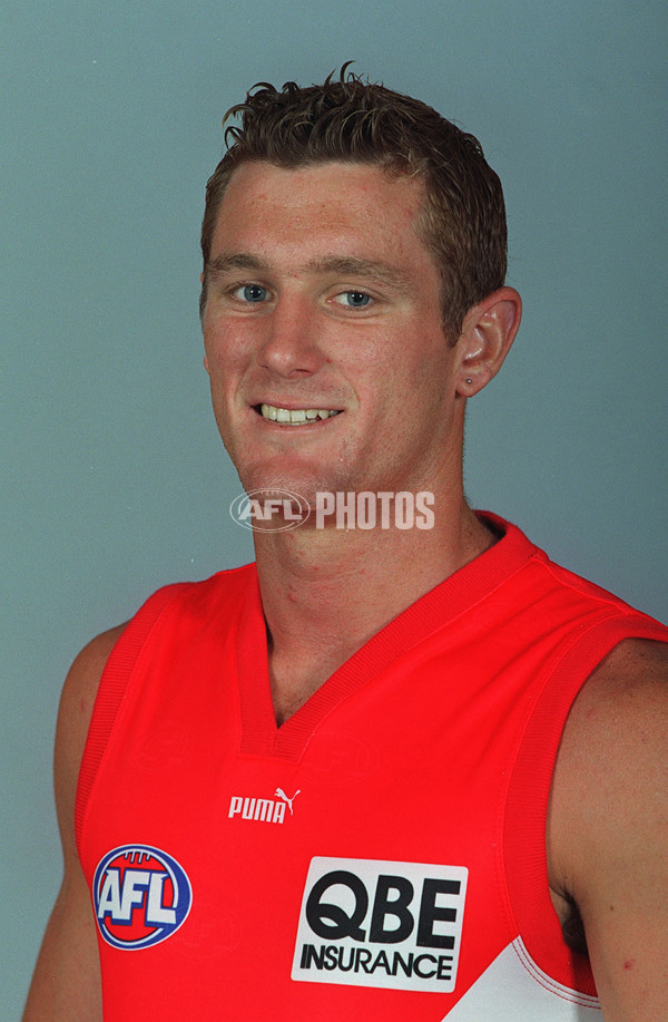 AFL 2000 Media - Sydney Team Portraits - 163936