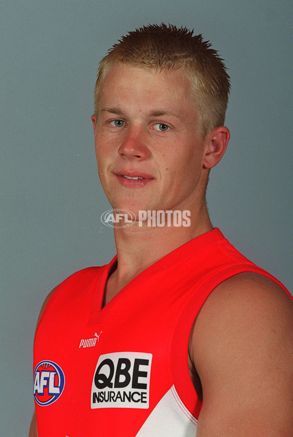 AFL 2000 Media - Sydney Team Portraits - 163944