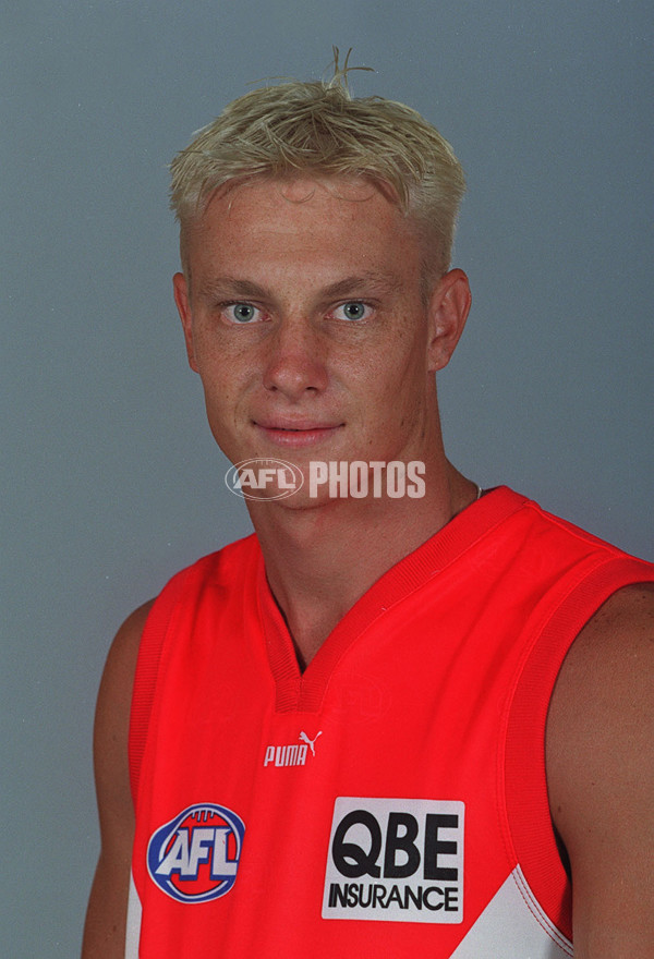 AFL 2000 Media - Sydney Team Portraits - 163940