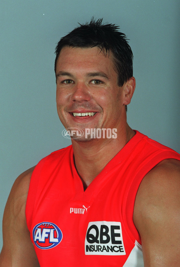 AFL 2000 Media - Sydney Team Portraits - 163950