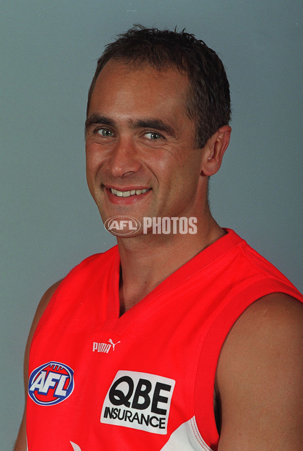 AFL 2000 Media - Sydney Team Portraits - 163949