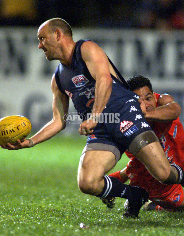 AFL 2000 EJ Whitten Legends Match - Victoria v Allstars - 163977