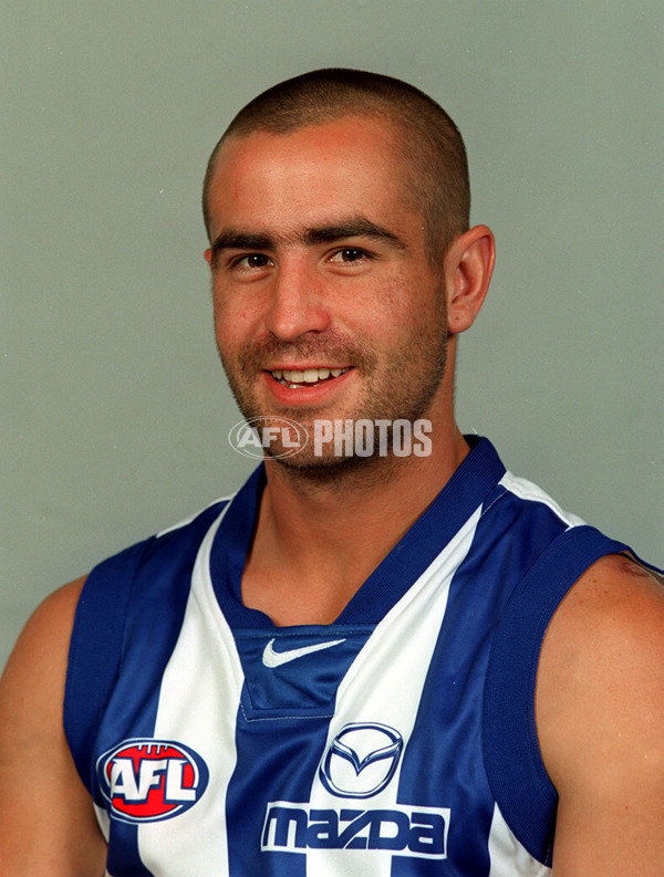 AFL 2000 Media - Kangaroos Team Portraits - 164100