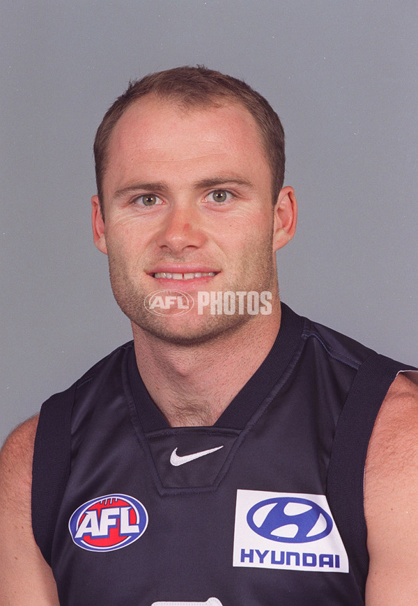 AFL 2000 Media - Carlton Team Portraits - 164192