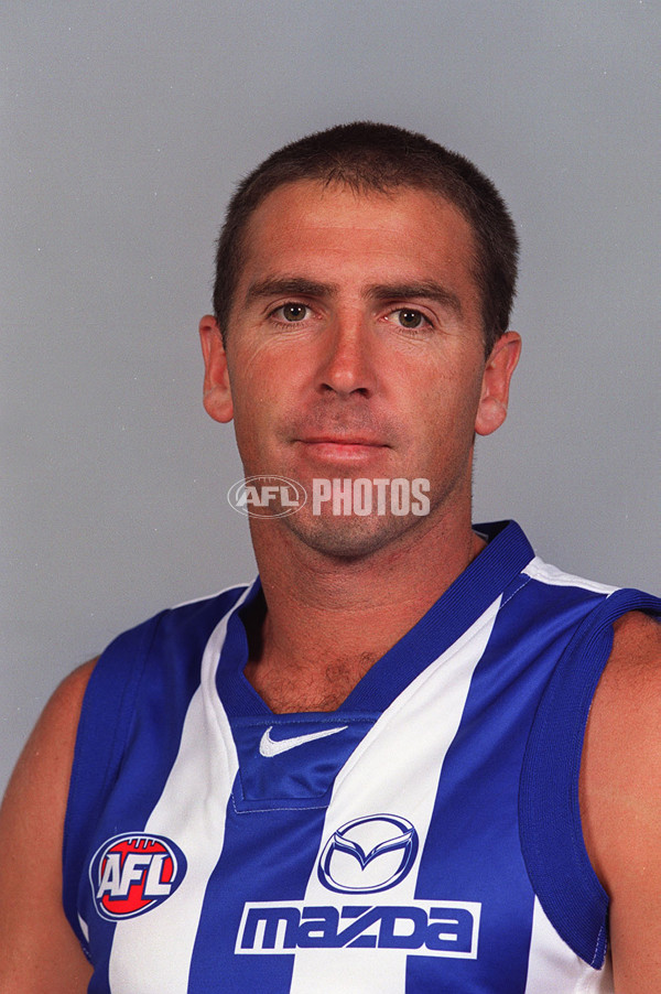 AFL 2000 Media - Kangaroos Team Portraits - 164127