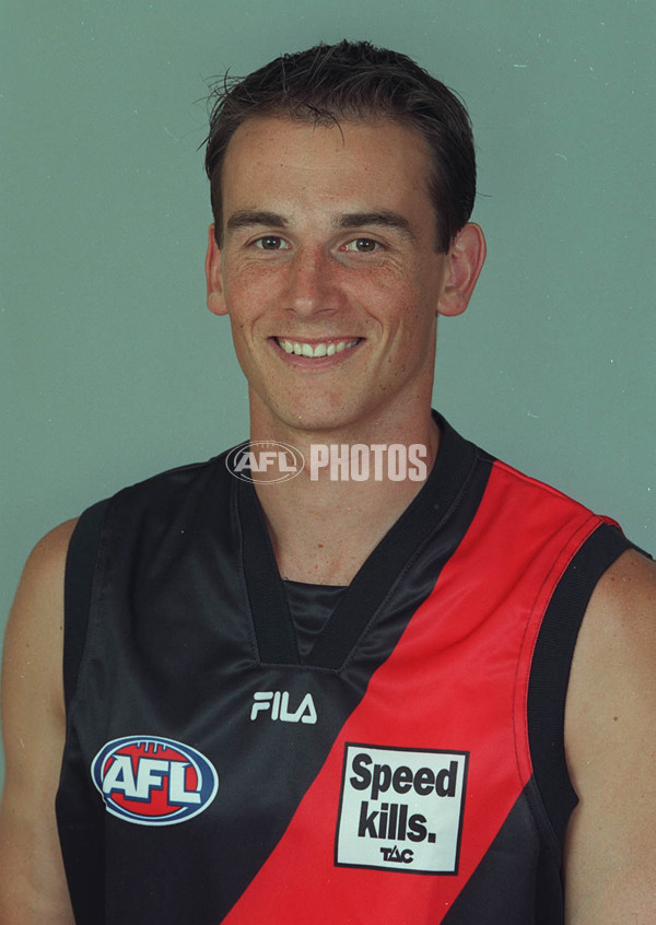 AFL 2000 Media - Essendon Team Portraits - 164216