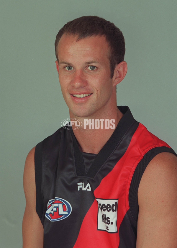 AFL 2000 Media - Essendon Team Portraits - 164219