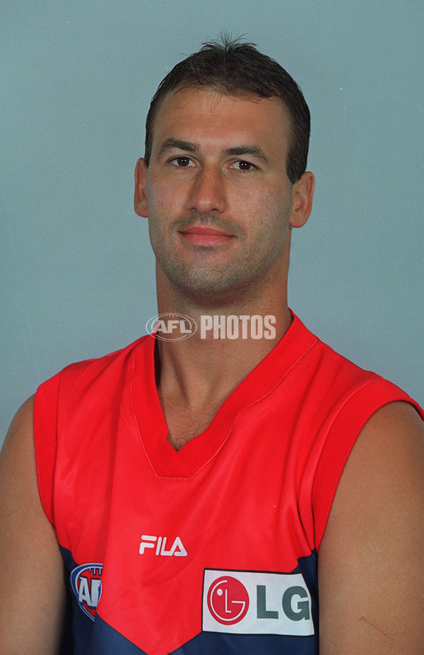 AFL 2000 Media - Melbourne Team Portraits - 164327