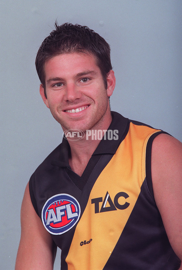 AFL 2000 Media - Richmond Team Portraits - 164386