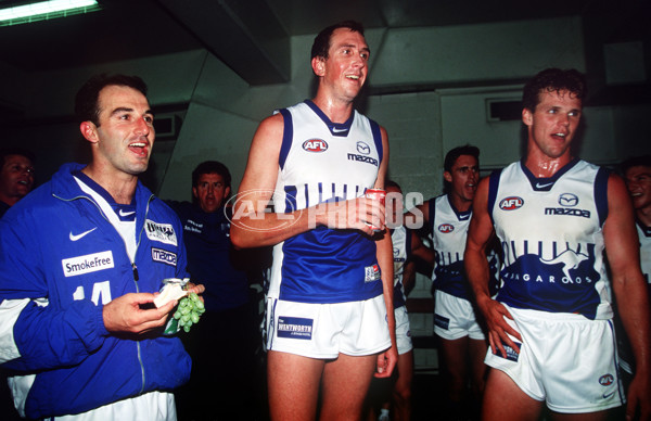 AFL 2000 Ansett Cup Match - Kangaroos v Richmond - 164579