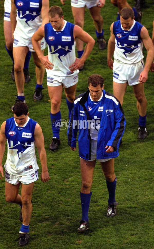 AFL 2000 1st Qualifying Final - Essendon v Kangaroos - 164651